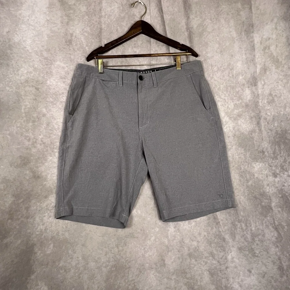 7 Diamonds Shorts Gray Momentum Performance‎ Hybrid 10